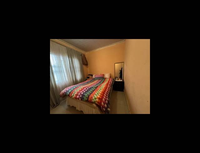 5 BEDROOM HOUSE FOR SALE IN MPOPHOMENI
